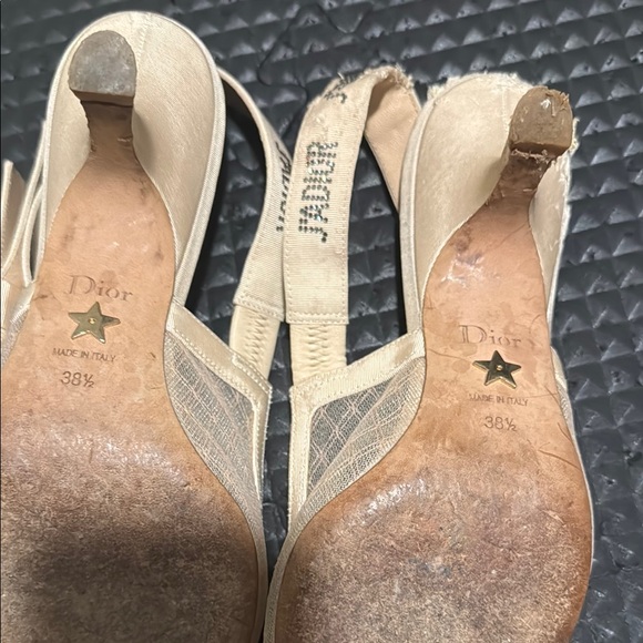 Dior Cream Heels with Quilted Design - Picture 5 of 6